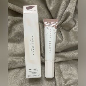 Fenty Beauty Makeup The Fenty Beauty By Rihanna Pro Kissr - Main Image